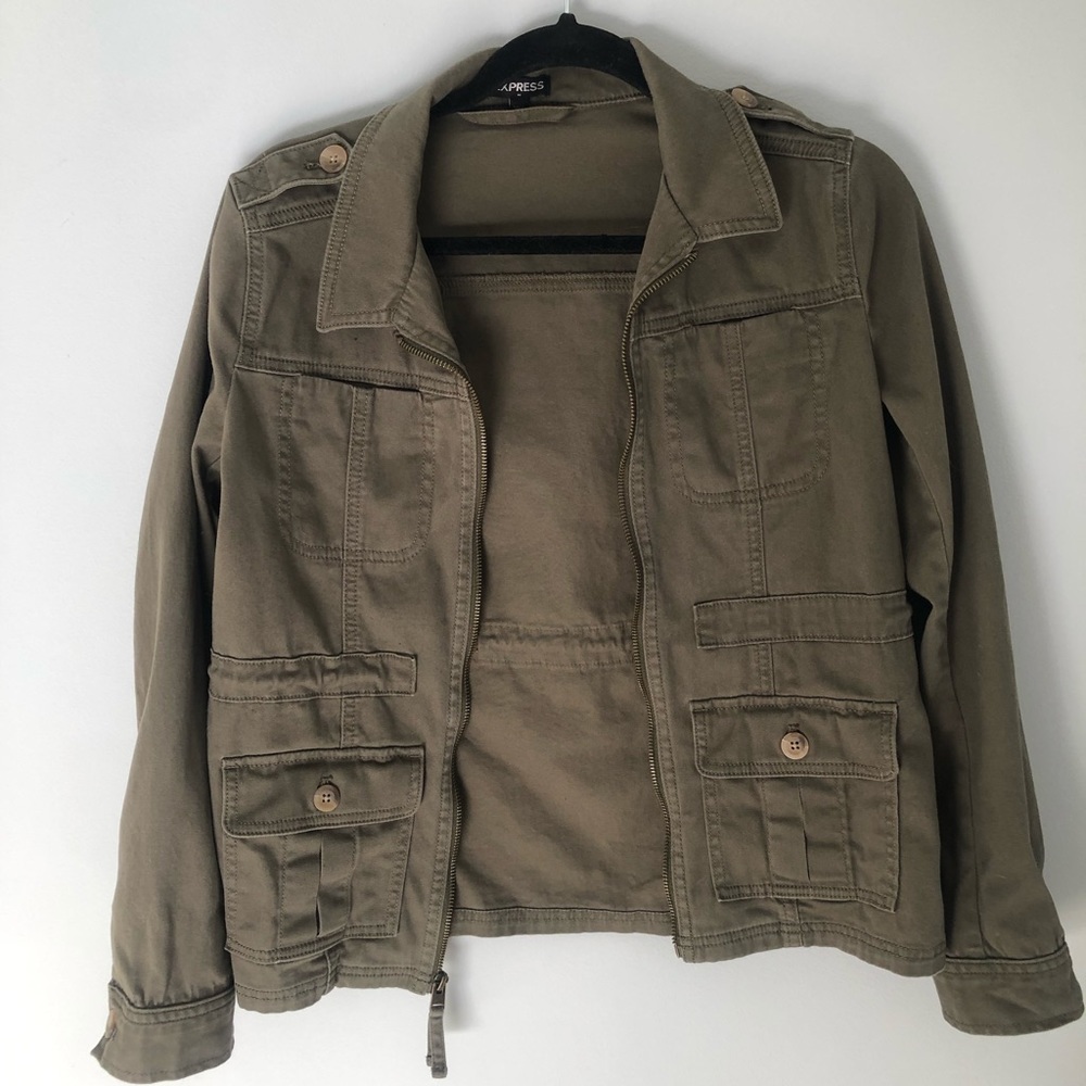 Express Utility Style Jacket - Picture 6 of 6